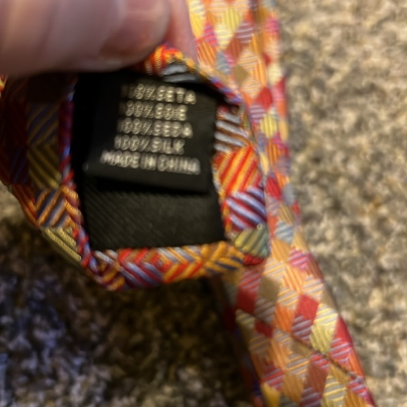 Handmade Peacock 100% silk diamond tie - Picture 3 of 5